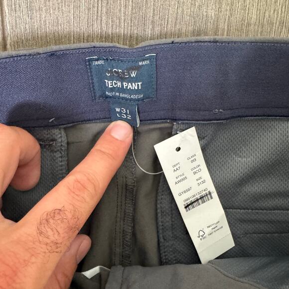 J.Crew 484 Slim Tech Pants Mens 31x32 Gray Stretch Performance Tapered Leg Chino - Picture 3 of 9